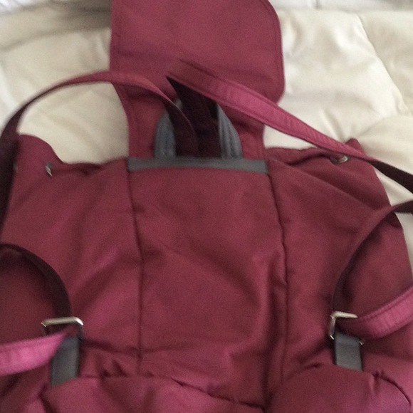 Vera  Bradley Midtown Cargo Backpack Hawthorne Rose NWOT - Picture 4 of 4